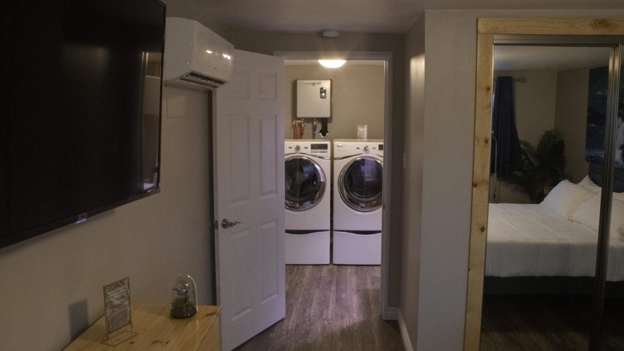 Private Home - Playground, Jumping Mat, Bbq, Darts, Firepit, Gazebo, 4 Smart Tvs, White Cotton Bedding, - The Redwood Cul-De Sac Beach Retreat Кресънт Сити Екстериор снимка