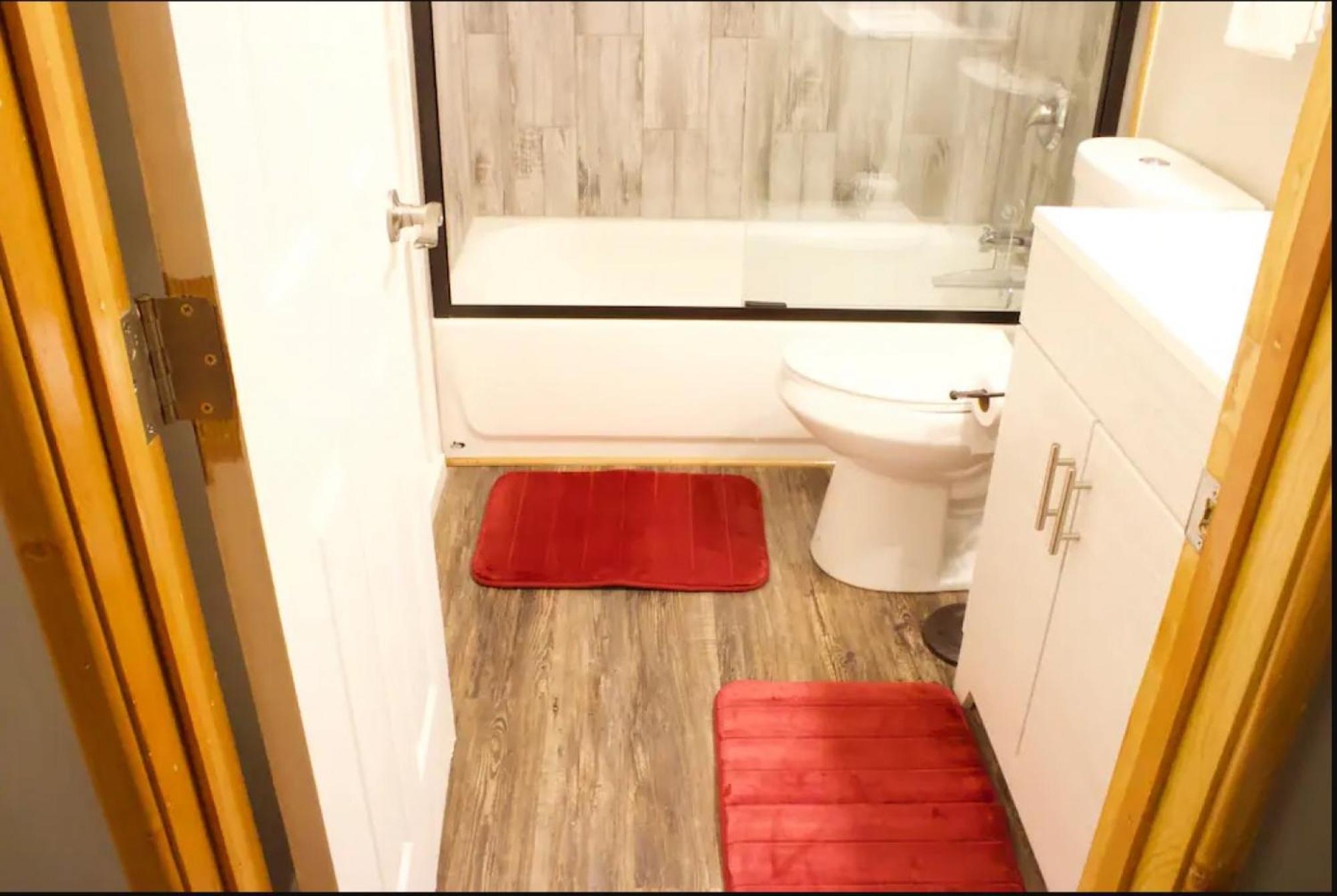 Private Home - Playground, Jumping Mat, Bbq, Darts, Firepit, Gazebo, 4 Smart Tvs, White Cotton Bedding, - The Redwood Cul-De Sac Beach Retreat Кресънт Сити Екстериор снимка